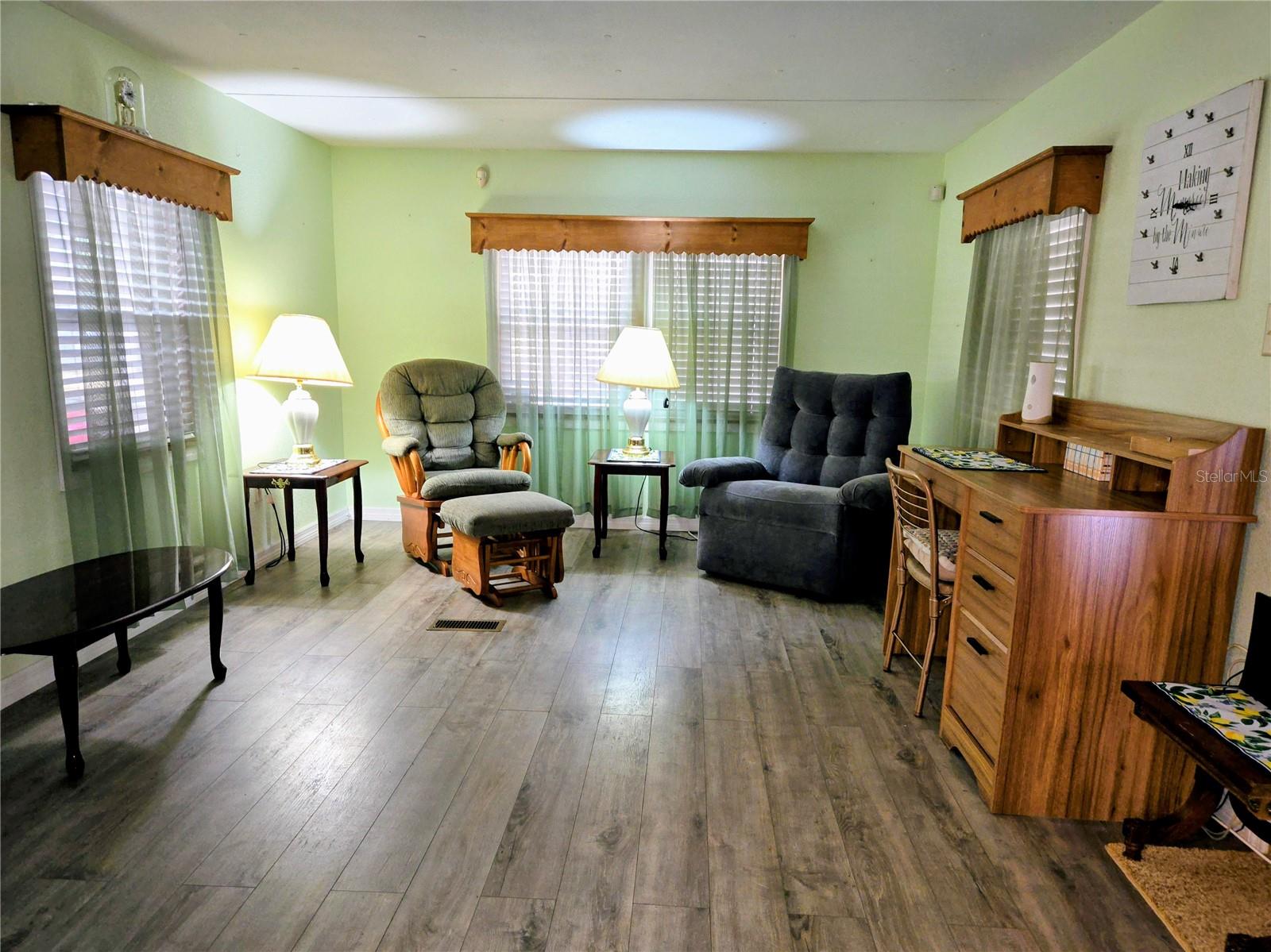 COUNTRY AIRE VILLAGE - Residential