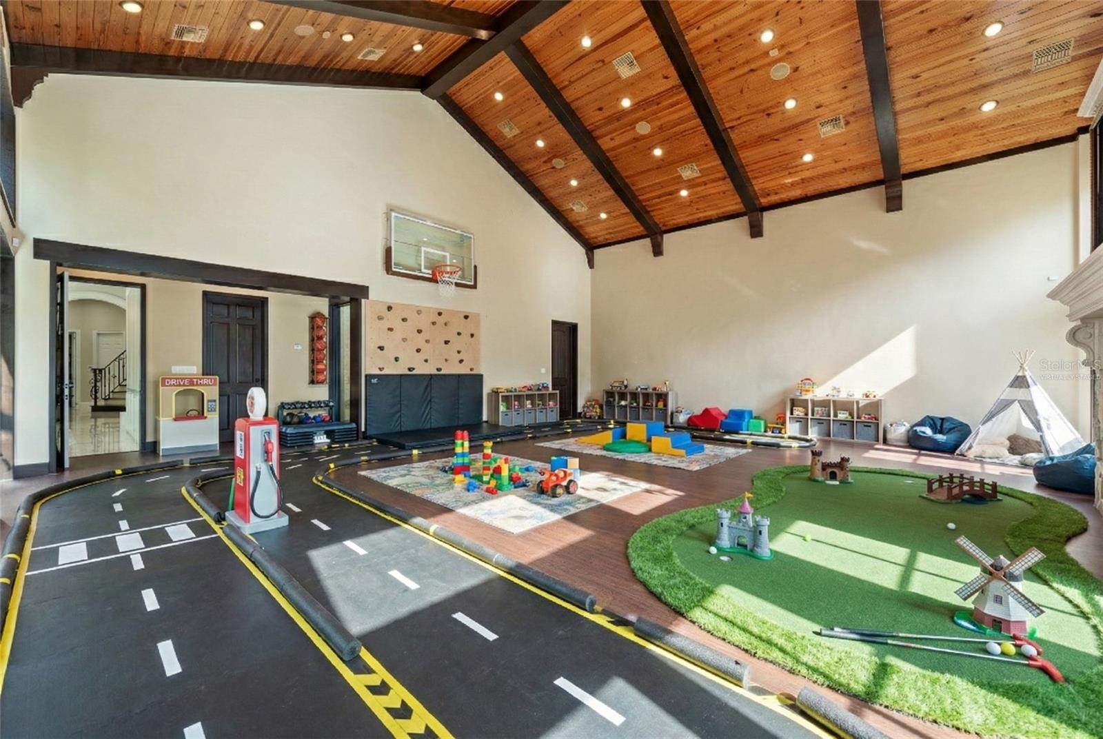 WATERS EDGE BOCA POINTE AT TURTLE CREEK - Residential