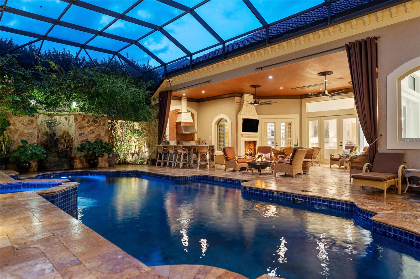 WATERS EDGE BOCA POINTE AT TURTLE CREEK - Residential