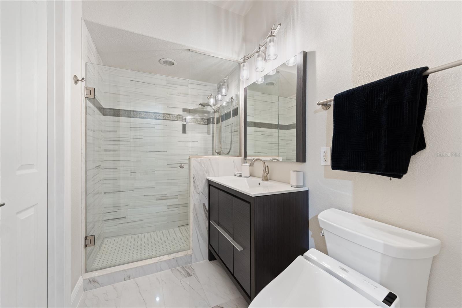 WATERS EDGE BOCA POINTE AT TURTLE CREEK - Residential