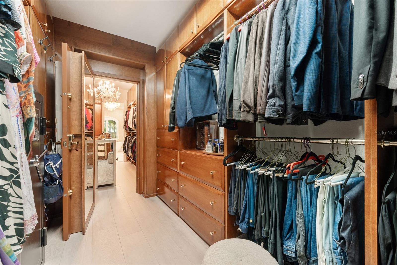 WATERS EDGE BOCA POINTE AT TURTLE CREEK - Residential