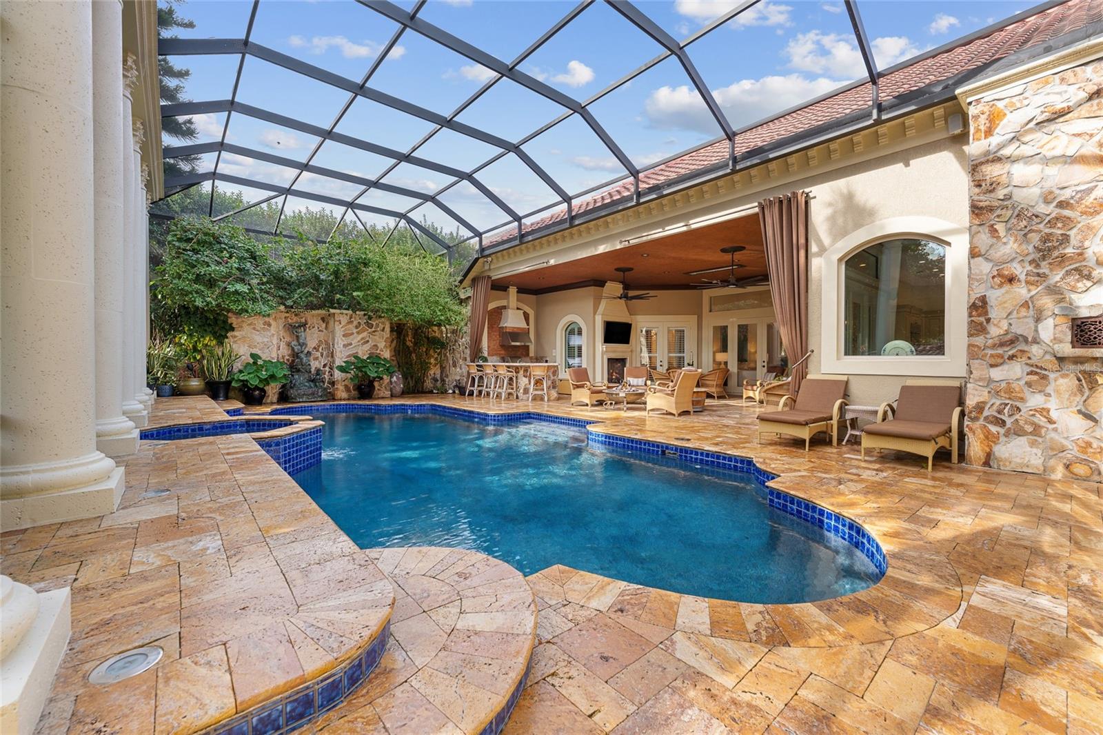 WATERS EDGE BOCA POINTE AT TURTLE CREEK - Residential