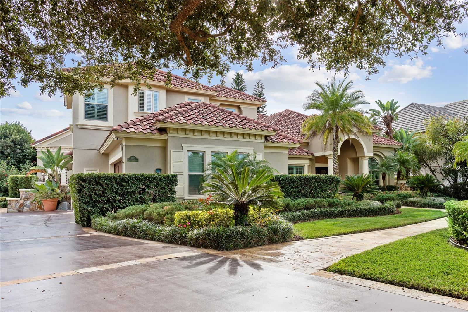 9212 ISLAND LAKE COURT