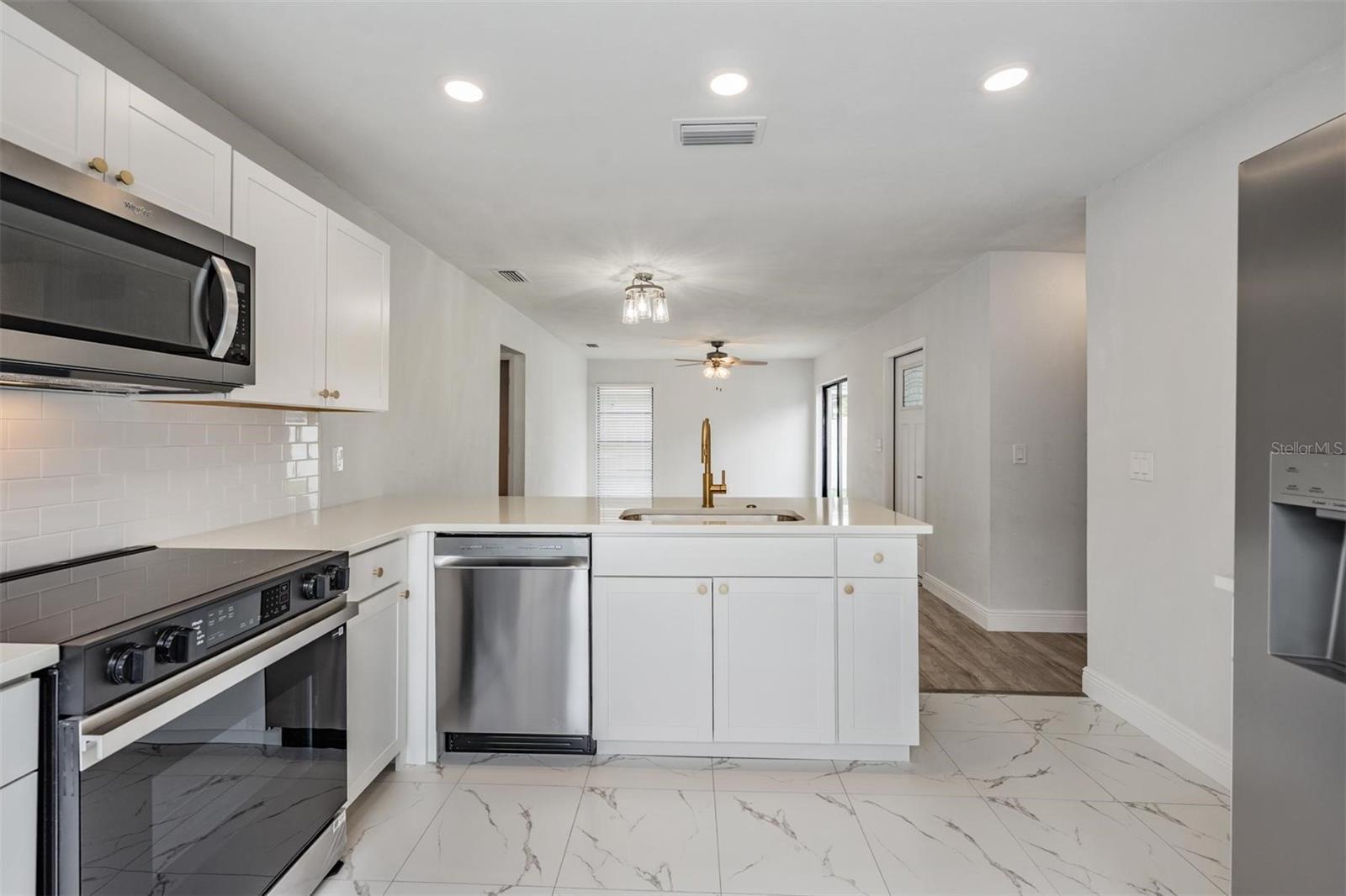 SPRINGWOOD VILLAGE - Residential