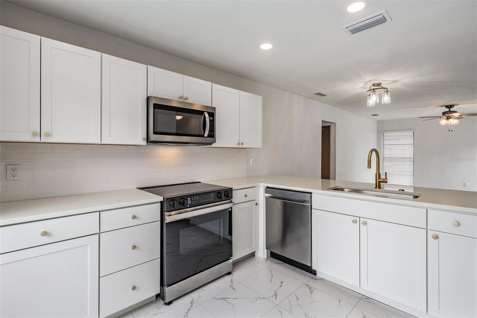 SPRINGWOOD VILLAGE - Residential