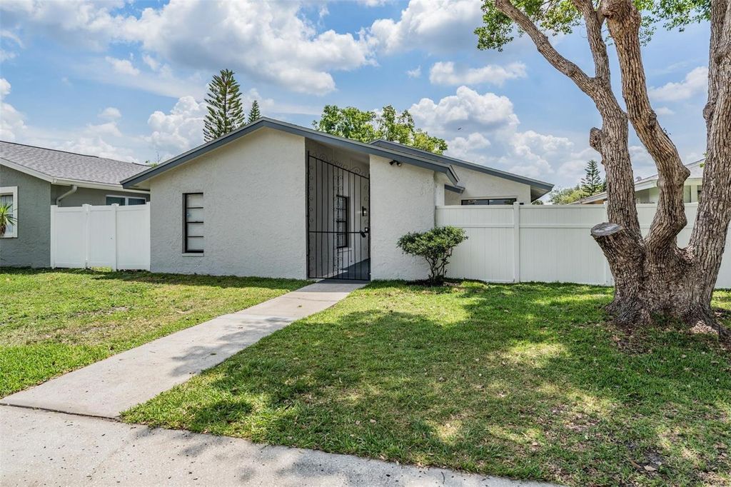 Photo of 11005 Underwood Place, Tampa, FL 33624 (MLS # TB8506520)