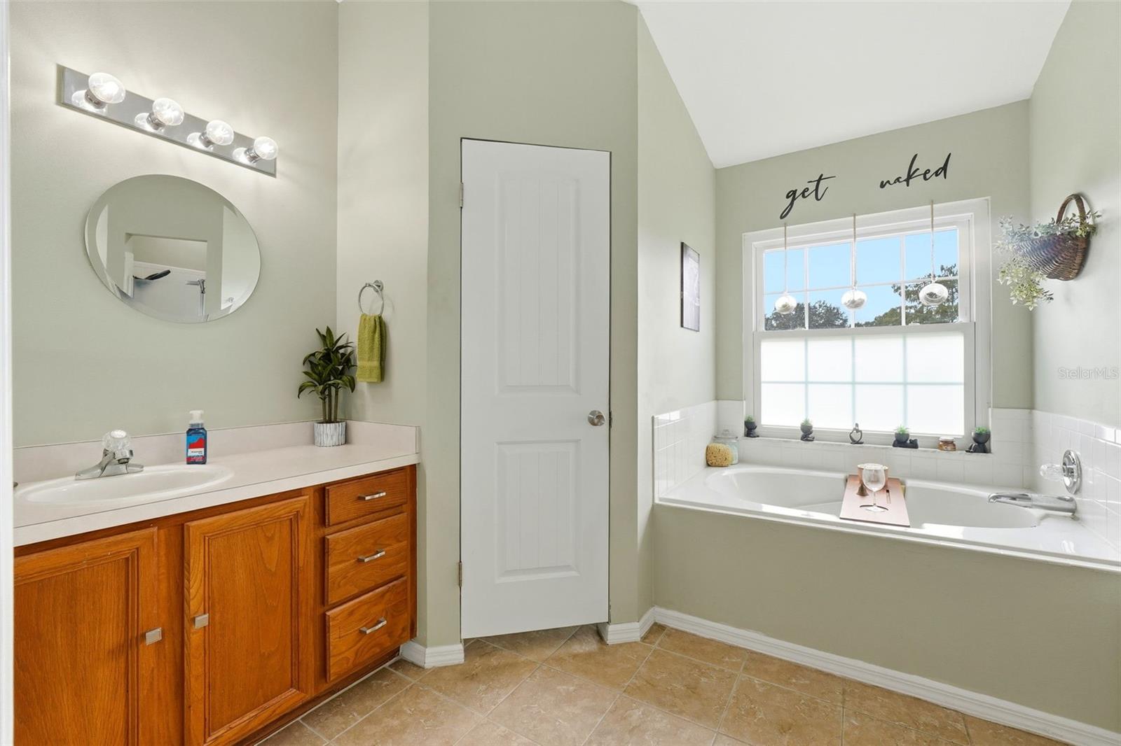 PLANTATION AT LEESBURG GLEN EAGLE VILLAGE TR A-E - Residential