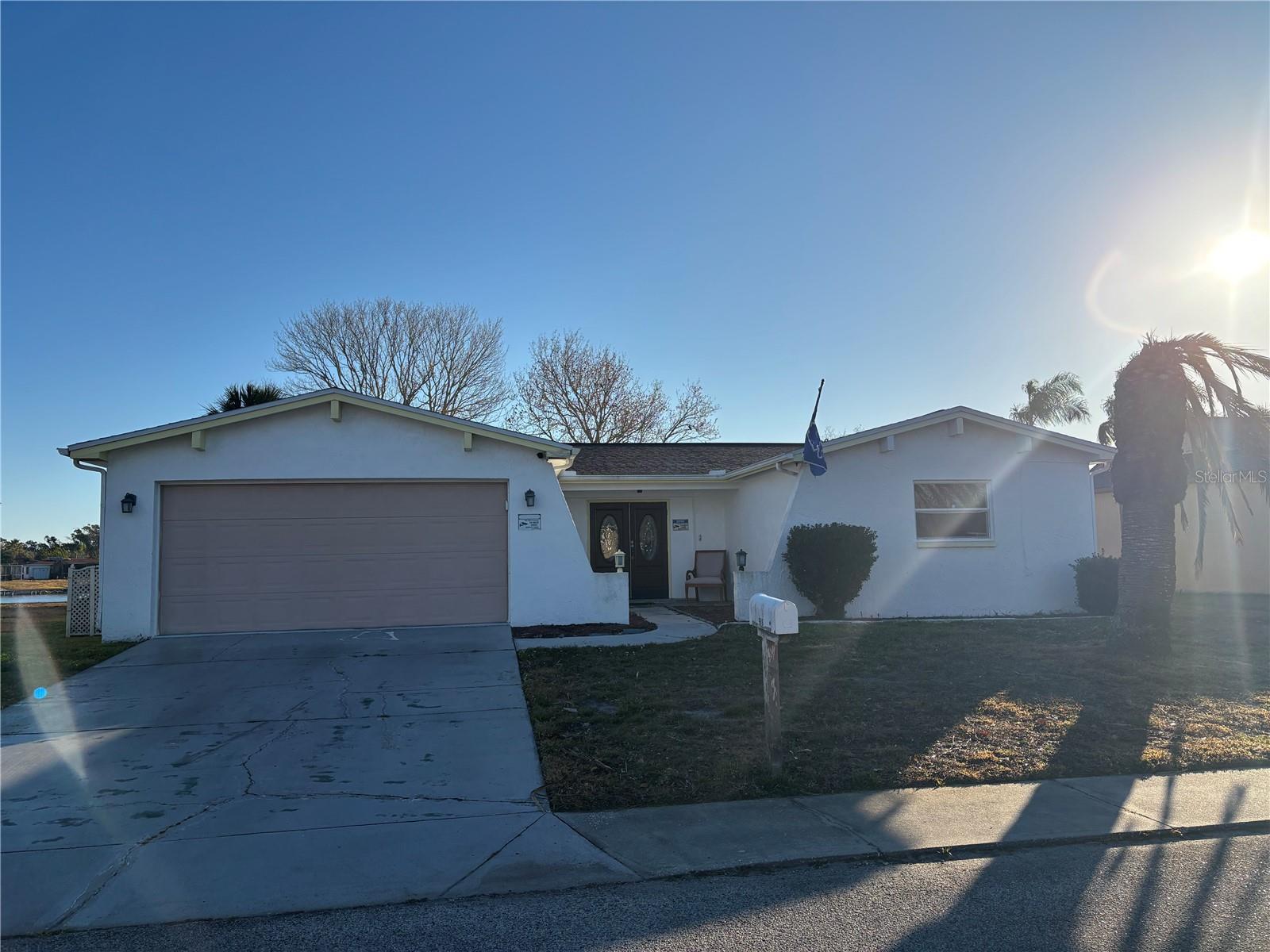 EMBASSY HILLS - Residential