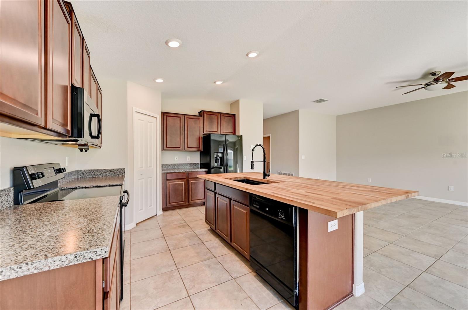 WYNNMERE EAST PH 2 - Residential