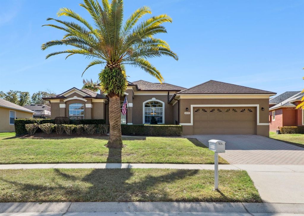 Photo of 10032 Honey Tree Court, Orlando, FL 32836 (MLS # O6379561)