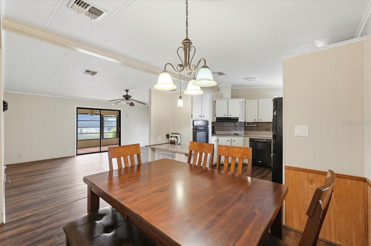 FOXWOOD LAKE ESTATES PH 01 - Residential