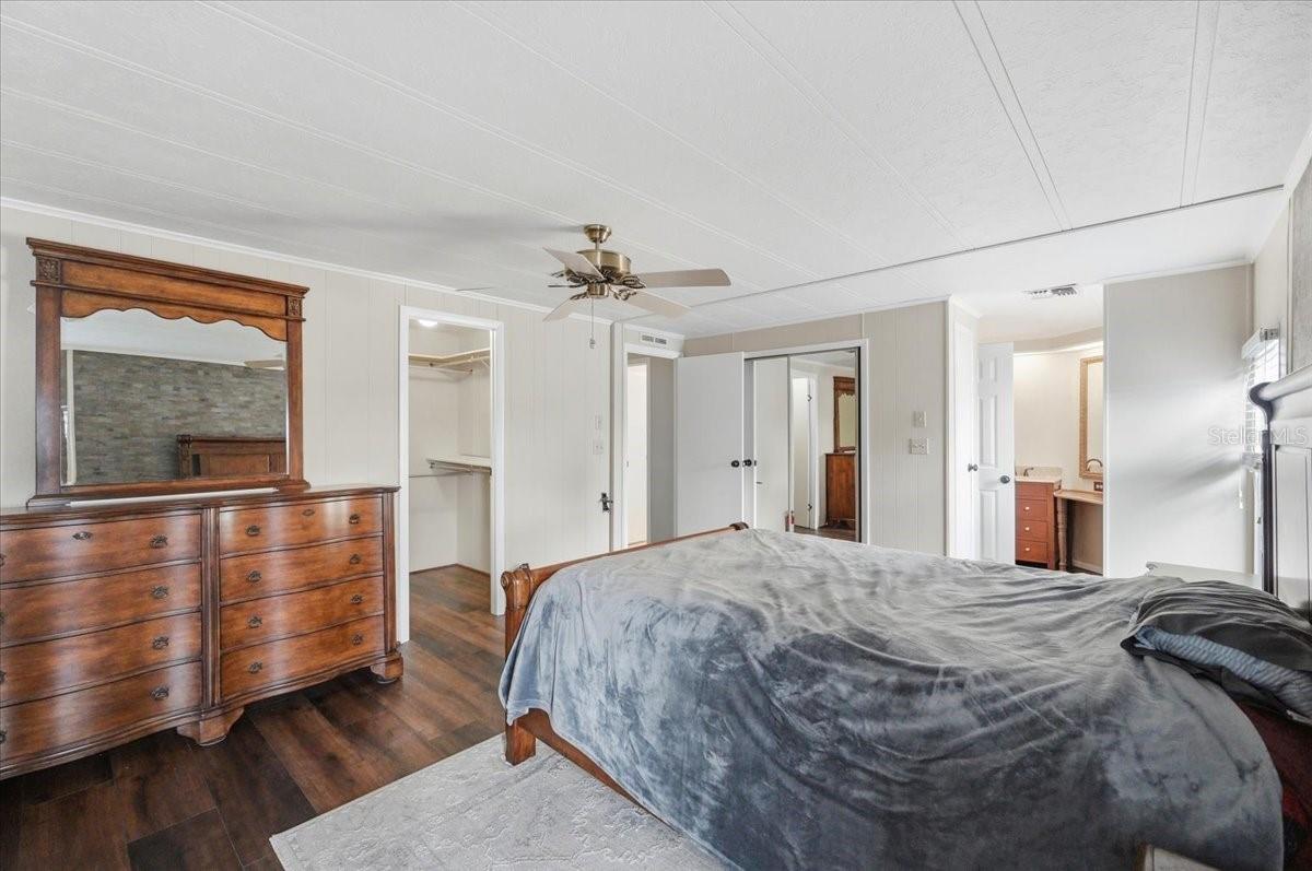 FOXWOOD LAKE ESTATES PH 01 - Residential