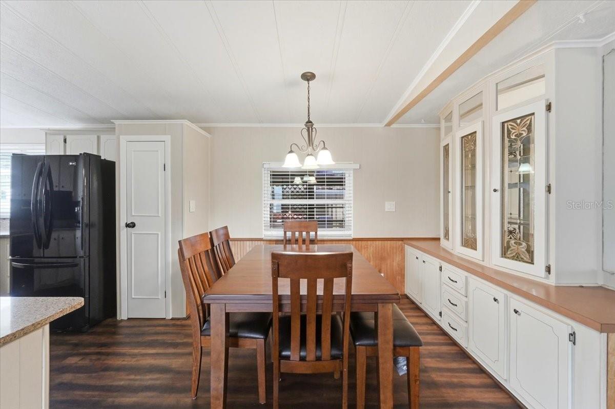 FOXWOOD LAKE ESTATES PH 01 - Residential