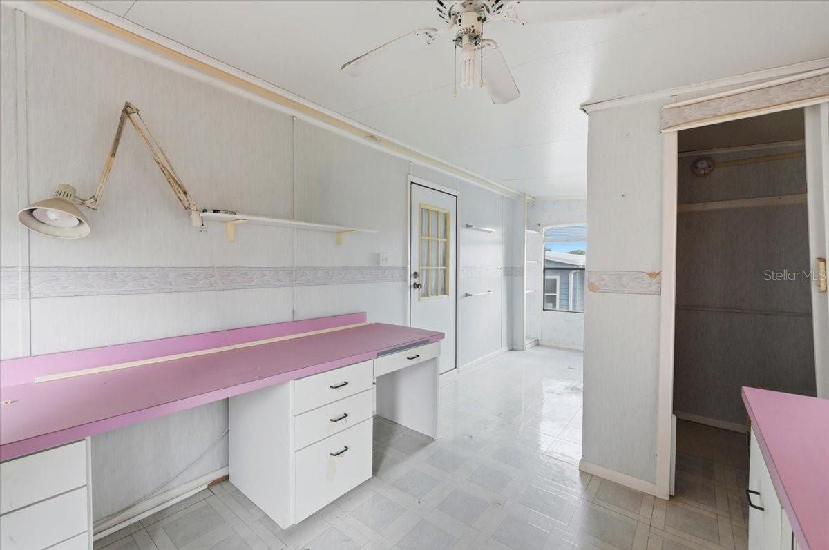 FOXWOOD LAKE ESTATES PH 01 - Residential