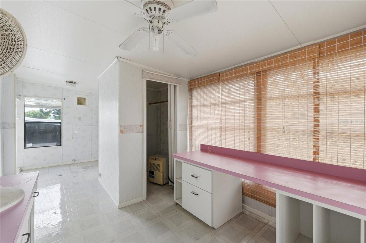 FOXWOOD LAKE ESTATES PH 01 - Residential
