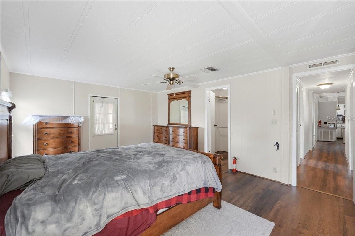 FOXWOOD LAKE ESTATES PH 01 - Residential