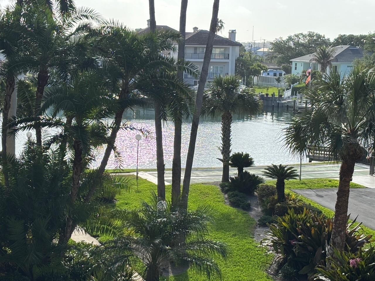 ISLANDER THE CONDO - Residential