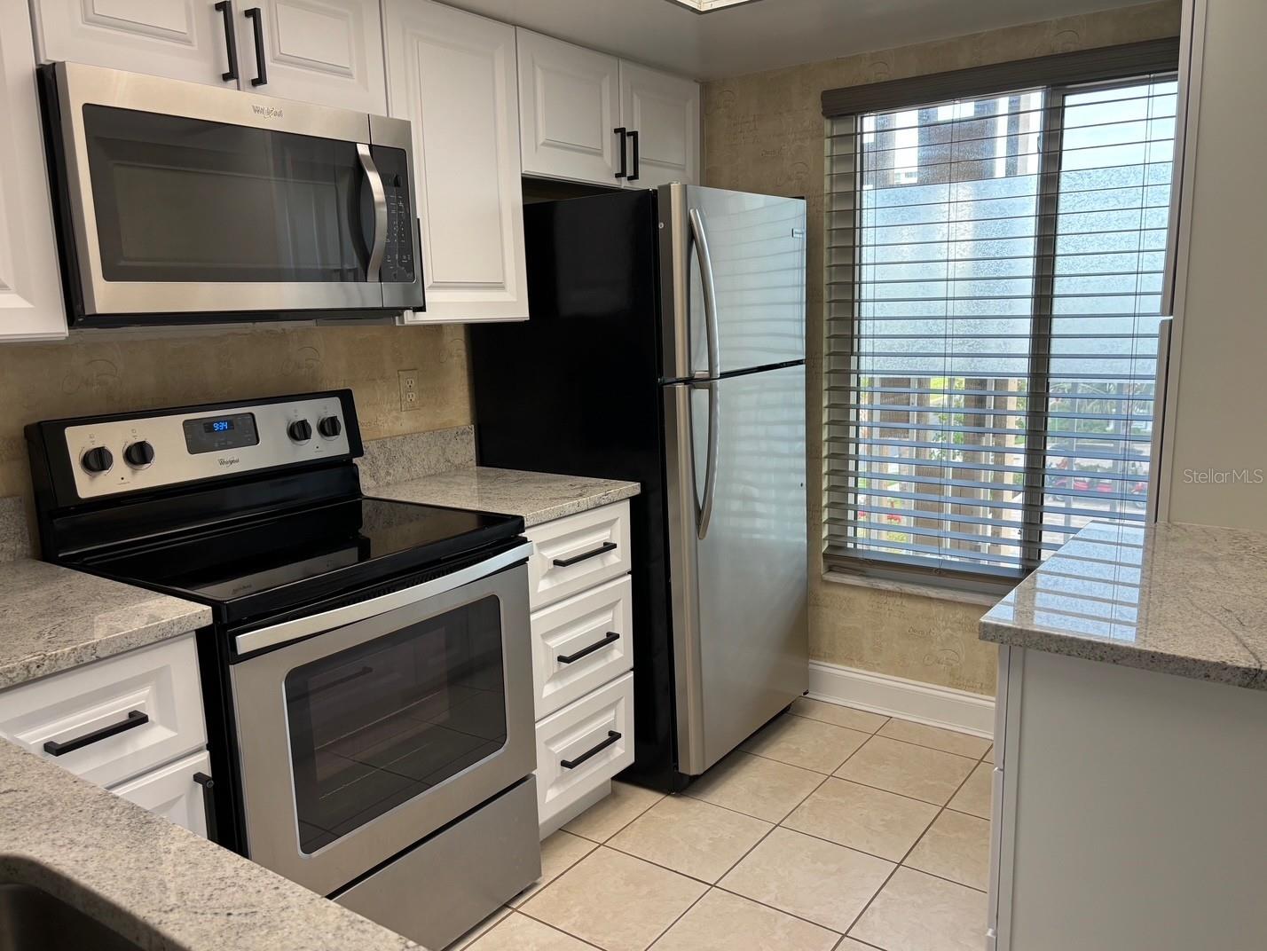 ISLANDER THE CONDO - Residential