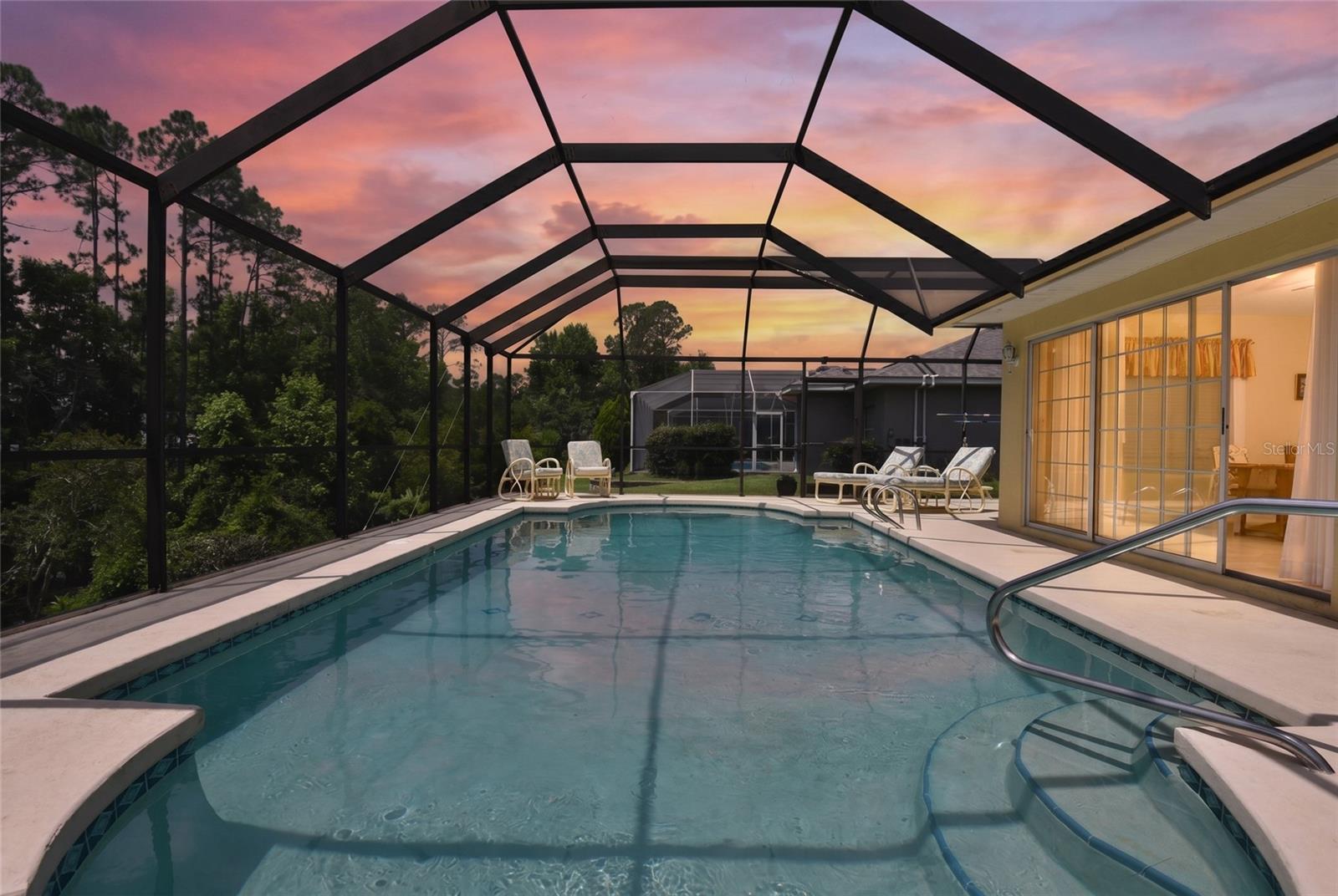 PINE LAKES - Residential