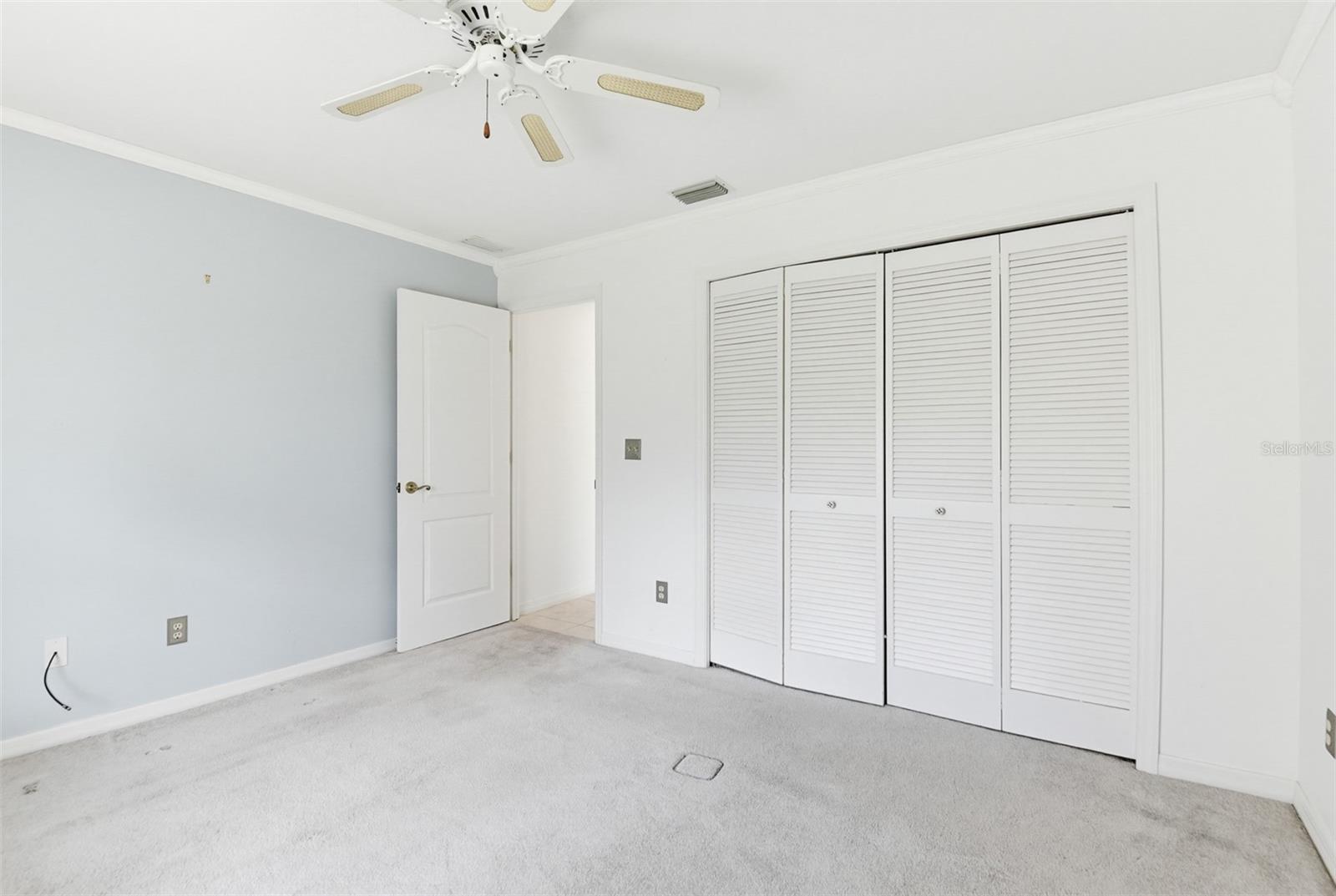 PINE LAKES - Residential