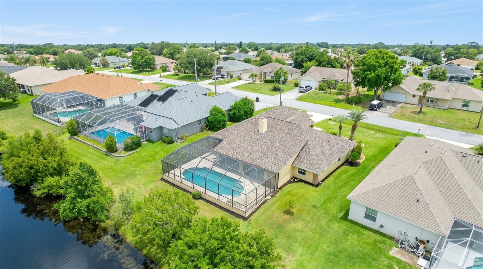 PINE LAKES - Residential