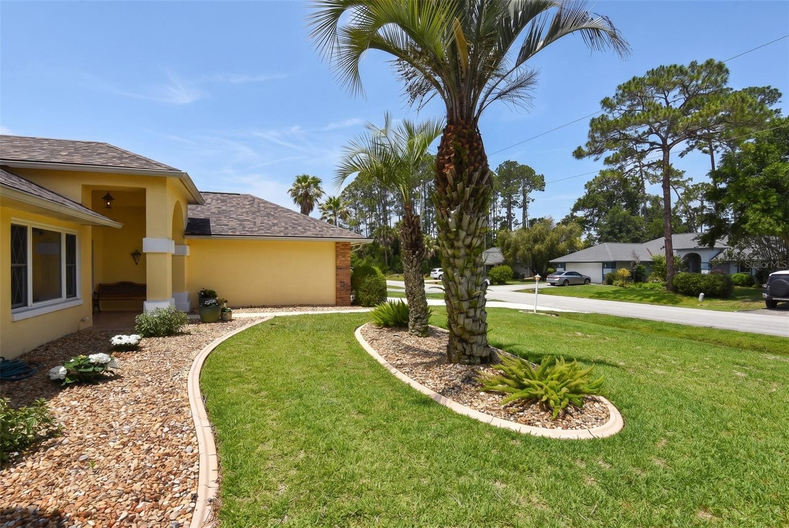 PINE LAKES - Residential