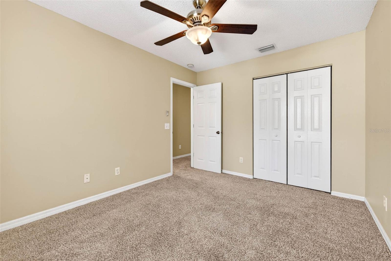 EDGEWATER AT GRAND OAKS PH 01 - Residential