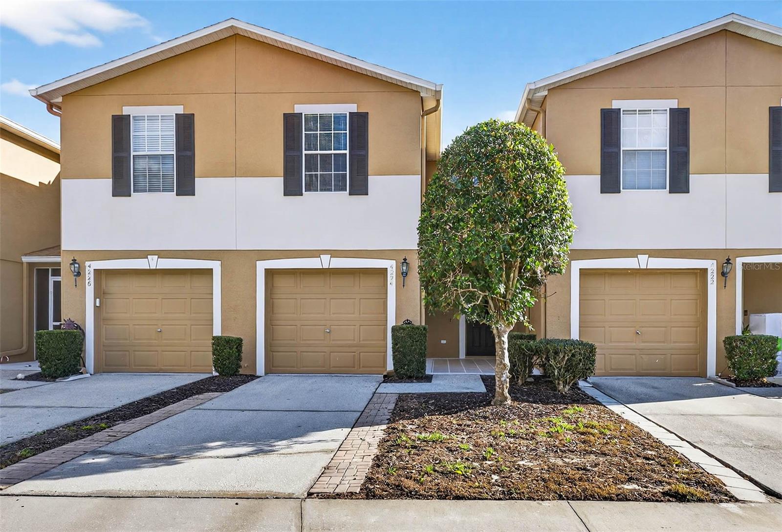 EDGEWATER AT GRAND OAKS PH 01 - Residential