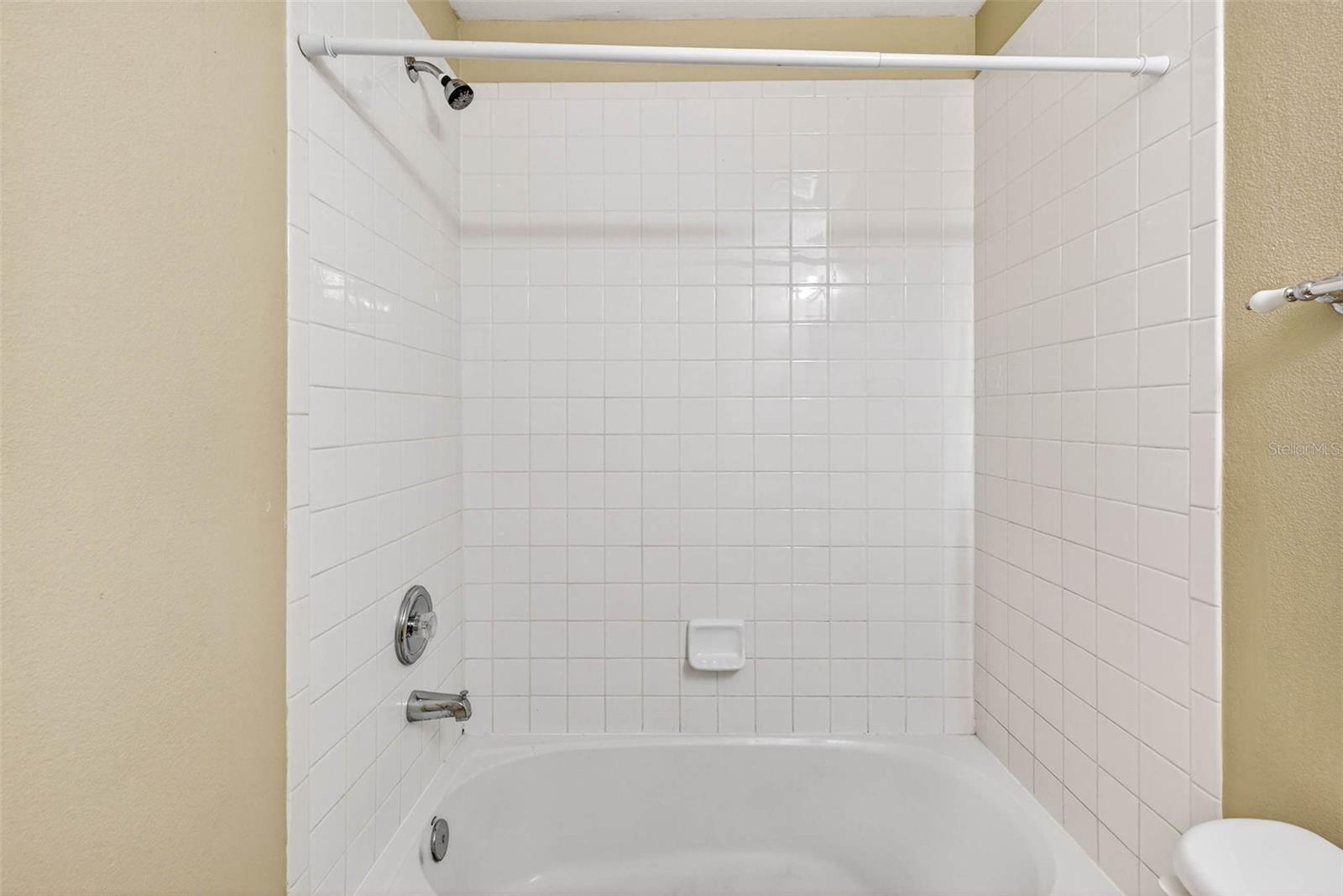 EDGEWATER AT GRAND OAKS PH 01 - Residential