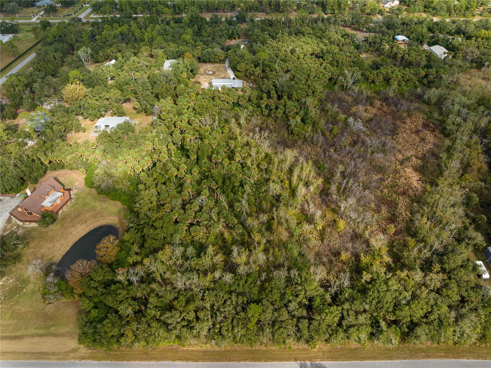 NORTH PORT CHARLOTTE ESTATES 01 - Land