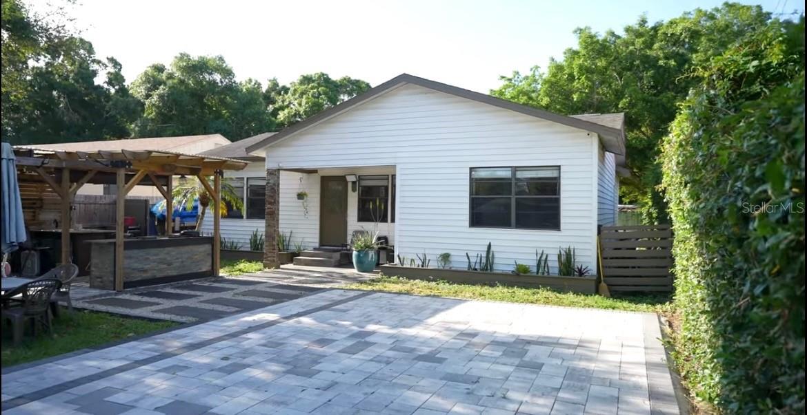 2606 19TH STREET