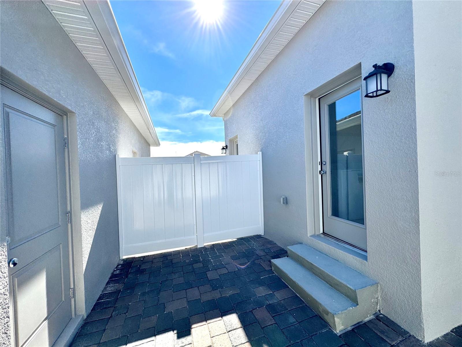 BRONSONS RIDGE - Residential Lease