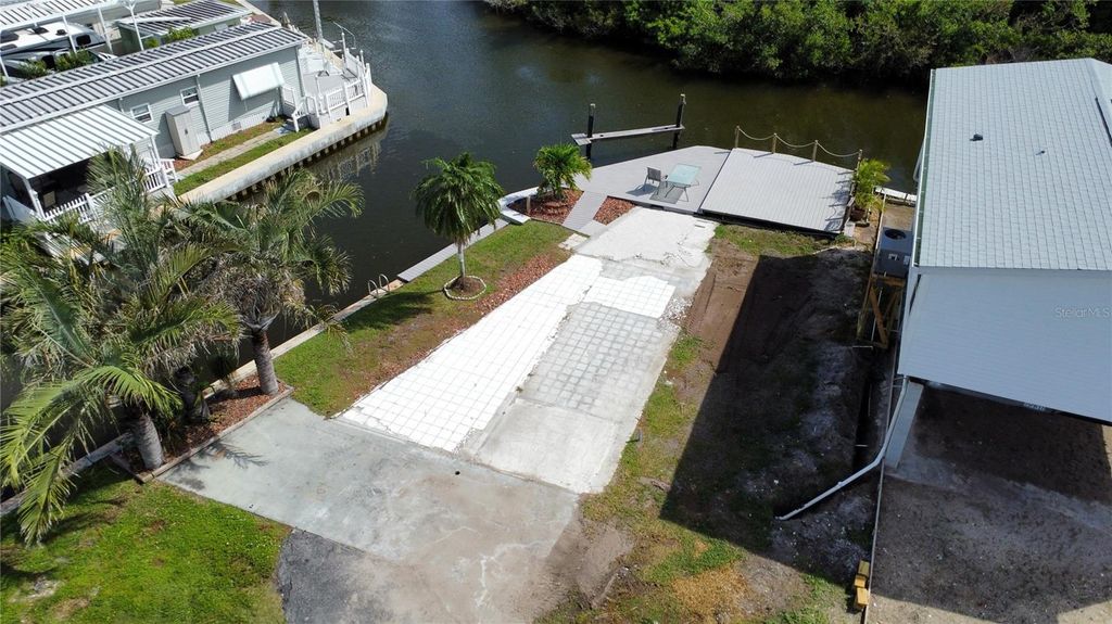 Photo of 149 Bayou Drive, Venice, FL 34285 (MLS # A4668088)