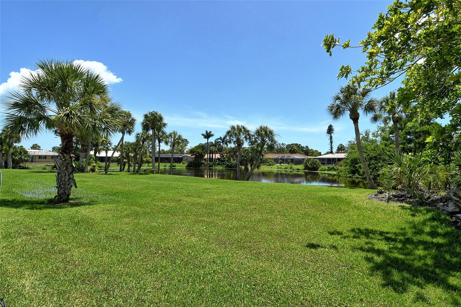 LAKESIDE CLUB OF SARASOTA - Residential