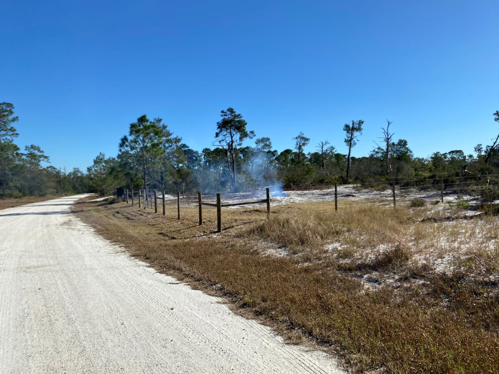 LEISURE LAKES SEC 05 - Land