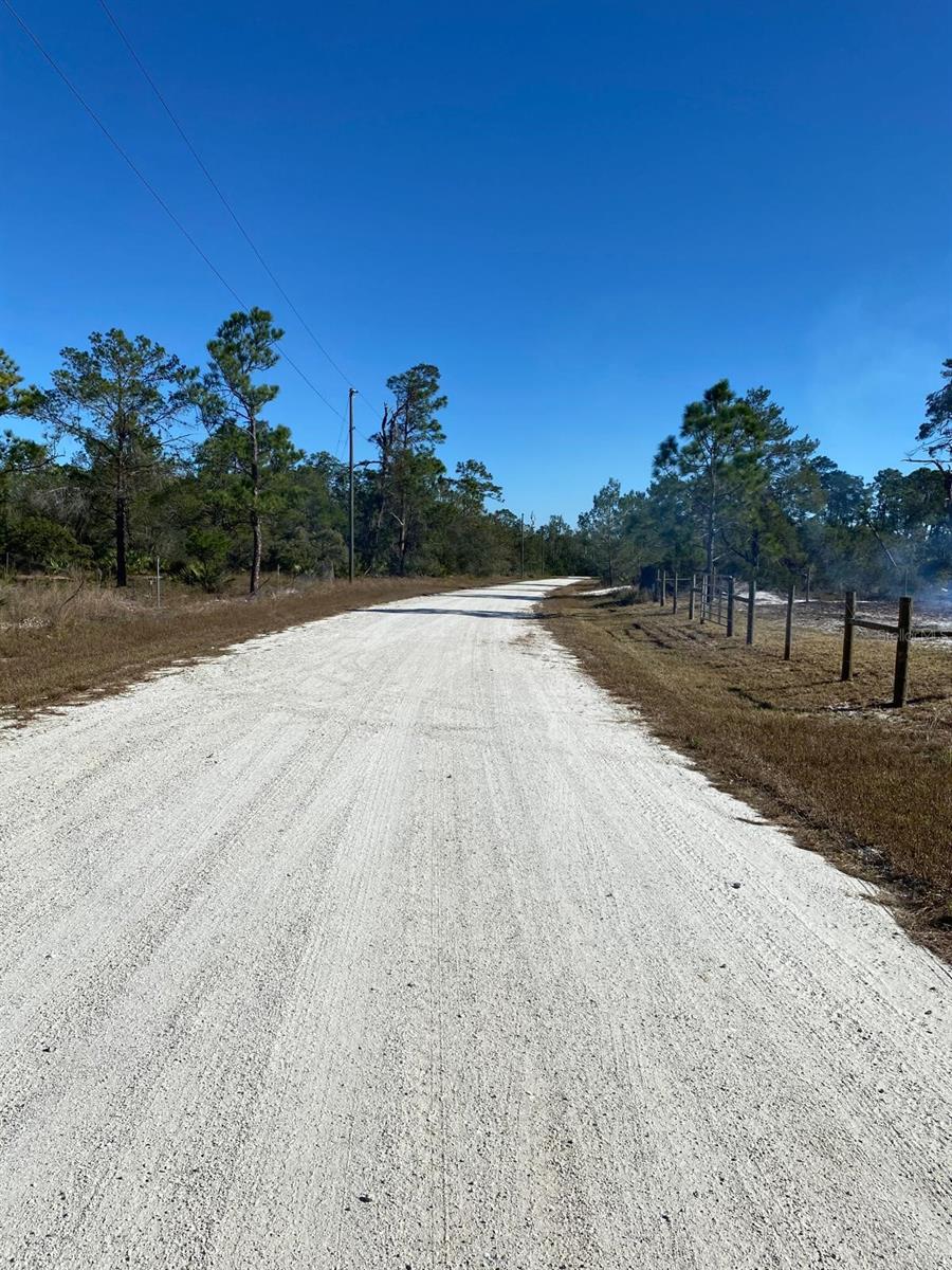 LEISURE LAKES SEC 05 - Land