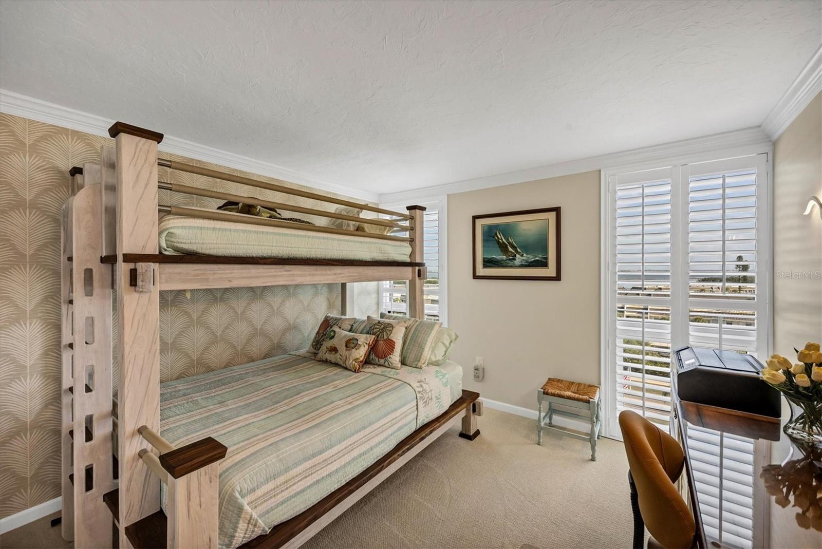 ARBOMAR APTS - Residential