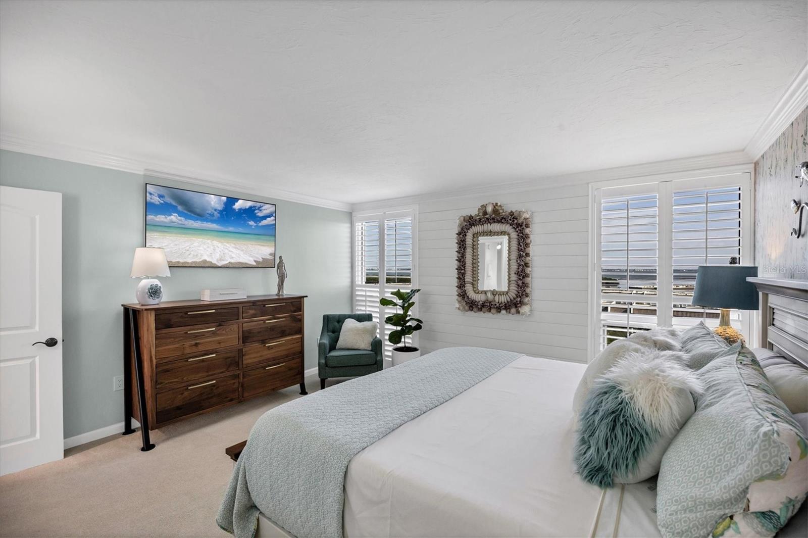 ARBOMAR APTS - Residential