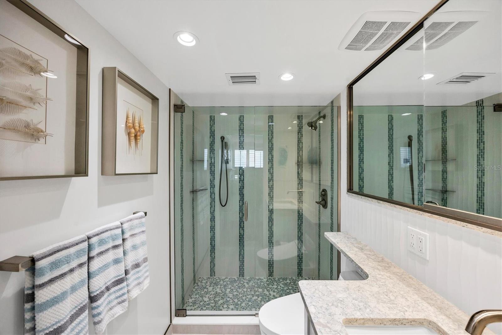 ARBOMAR APTS - Residential