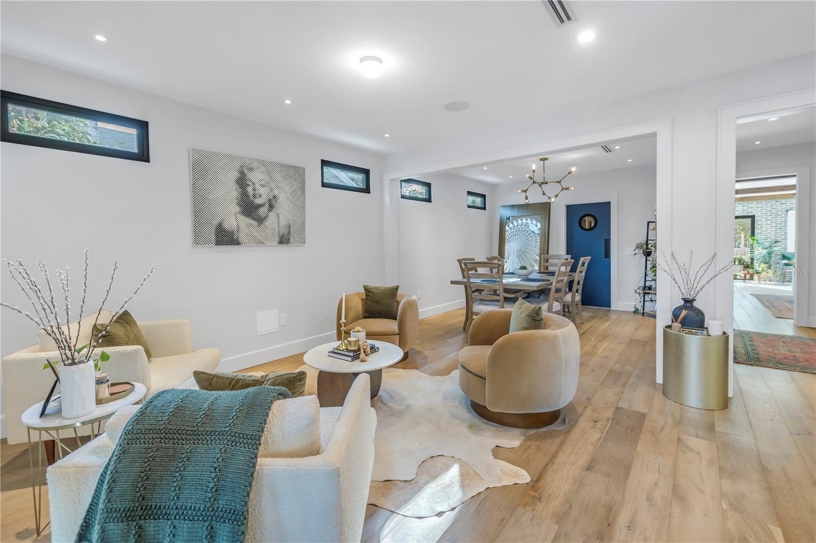 CRESENT LAKE TERRACE - Residential