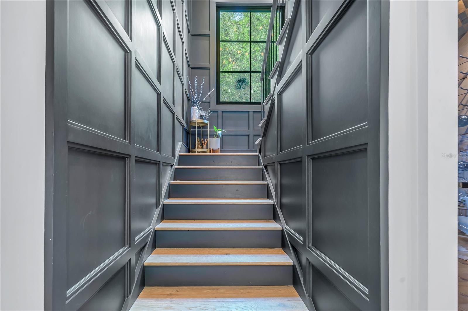 CRESENT LAKE TERRACE - Residential