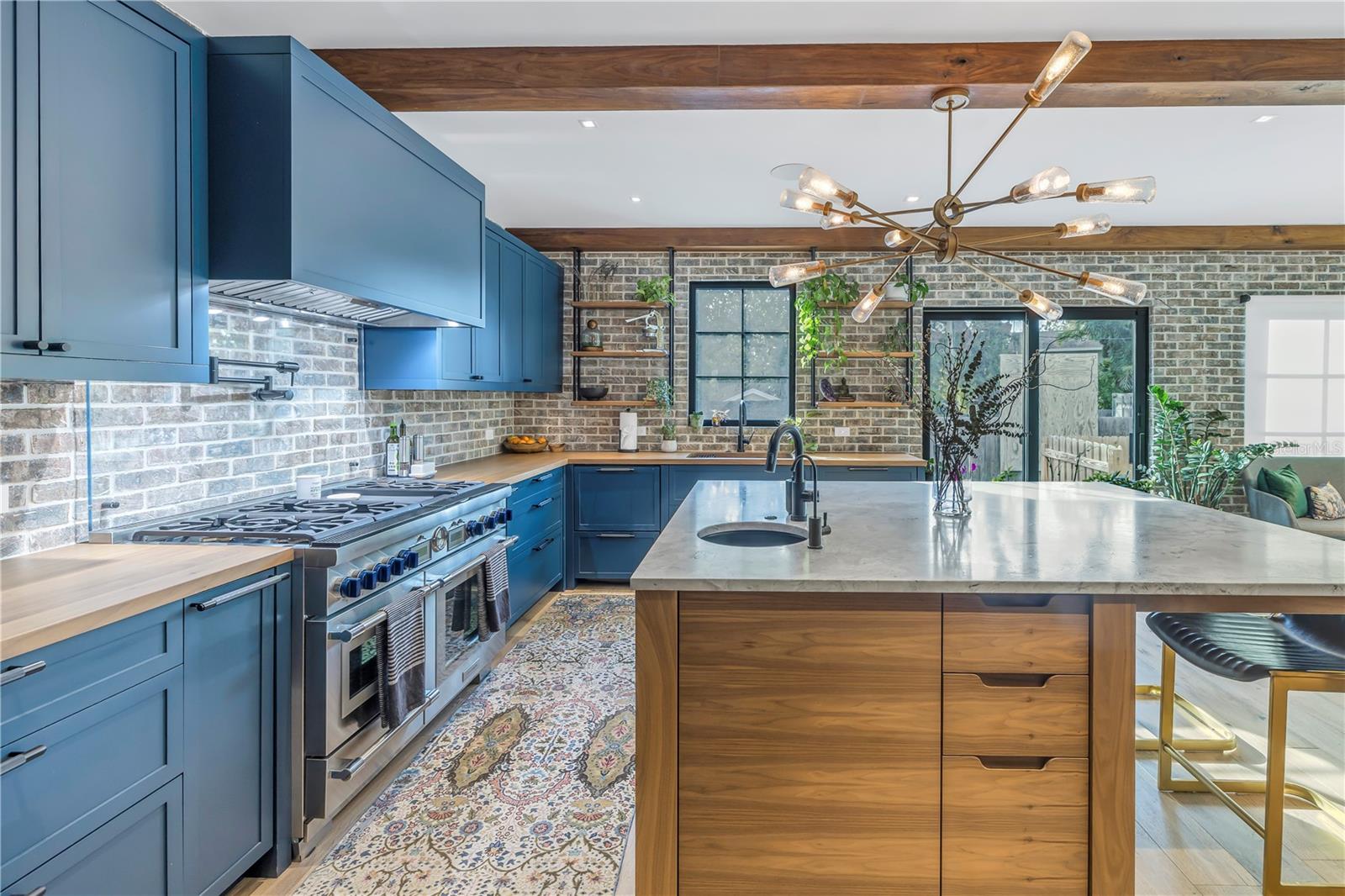 CRESENT LAKE TERRACE - Residential