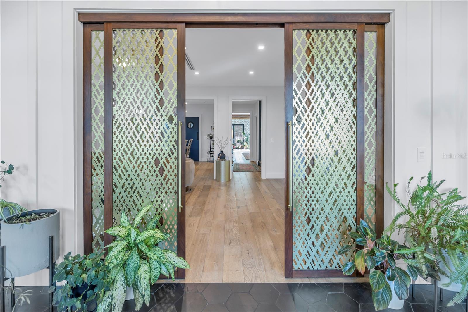 CRESENT LAKE TERRACE - Residential