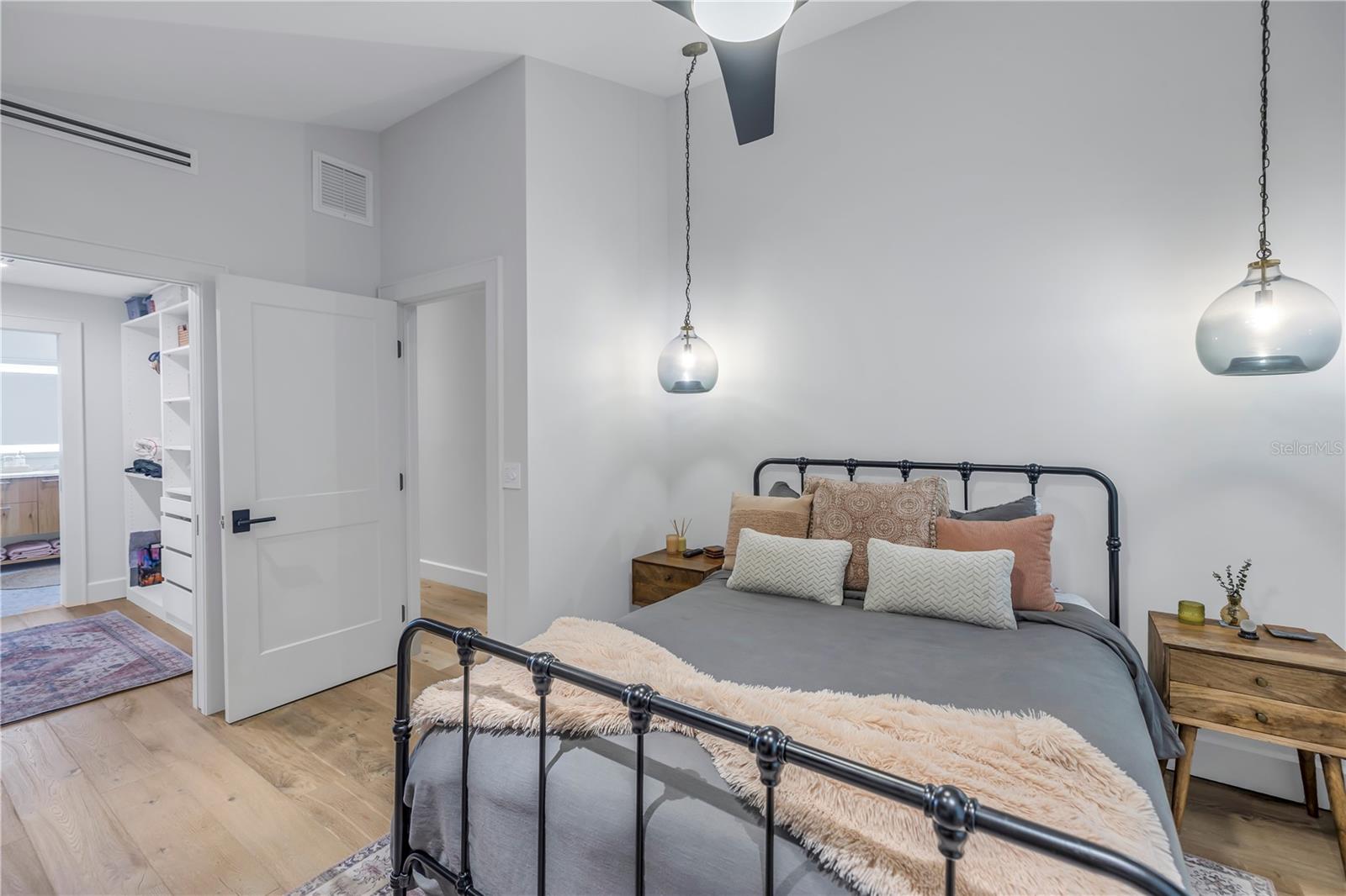 CRESENT LAKE TERRACE - Residential