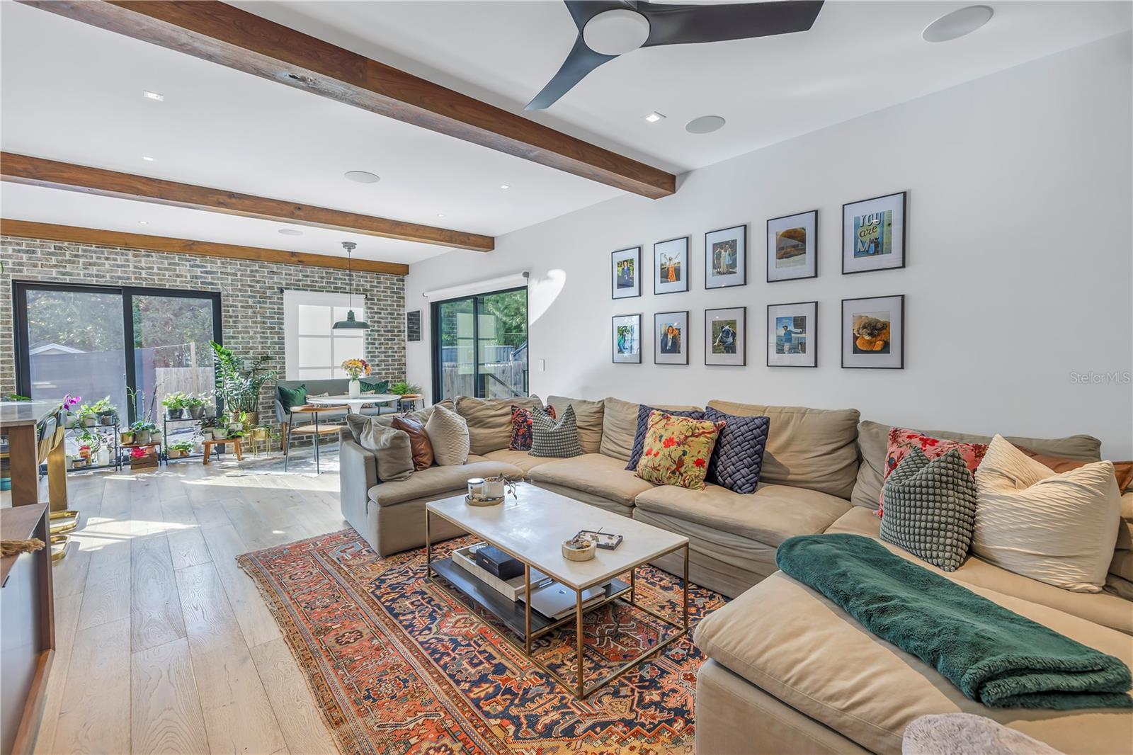 CRESENT LAKE TERRACE - Residential