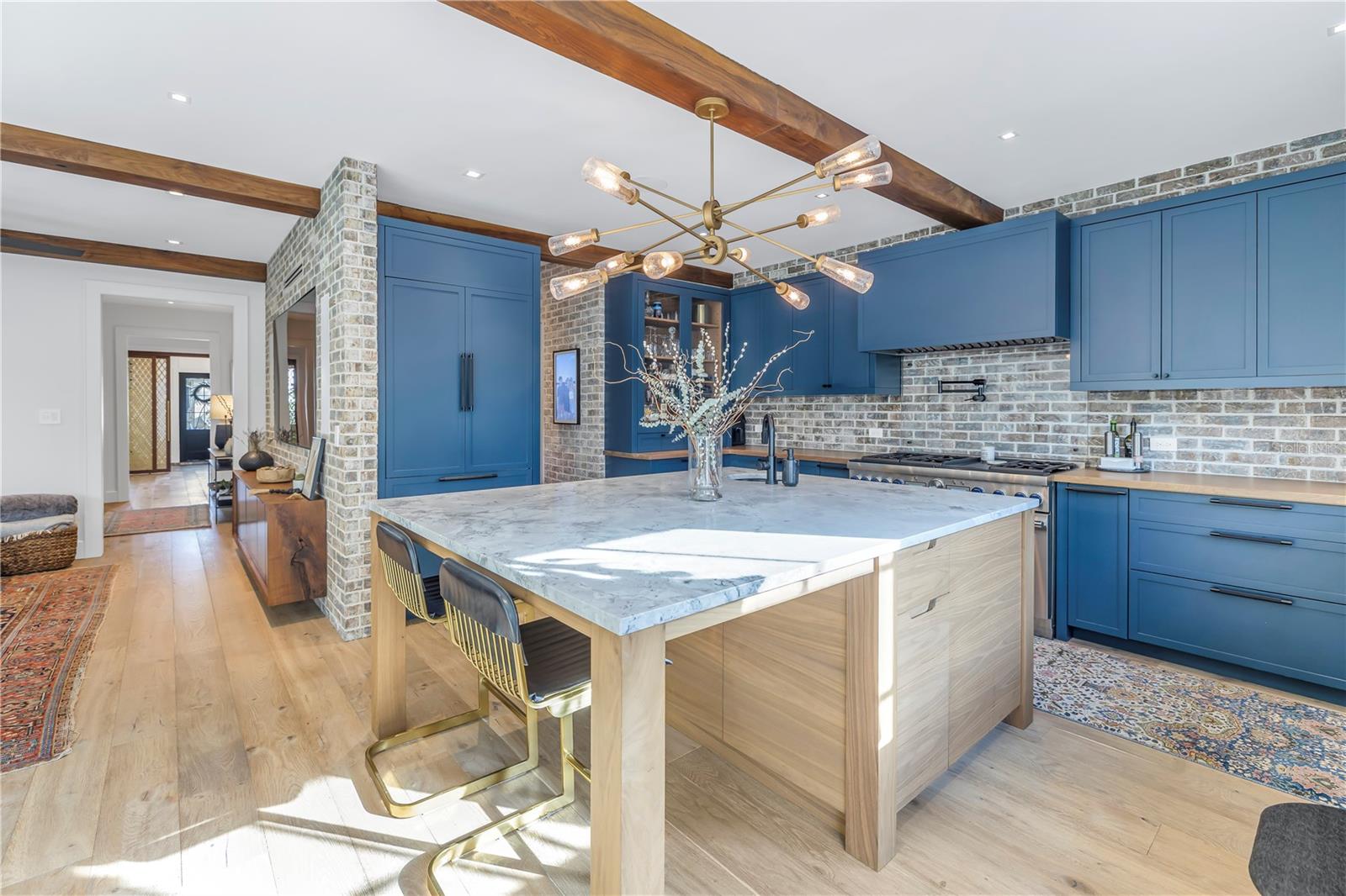 CRESENT LAKE TERRACE - Residential