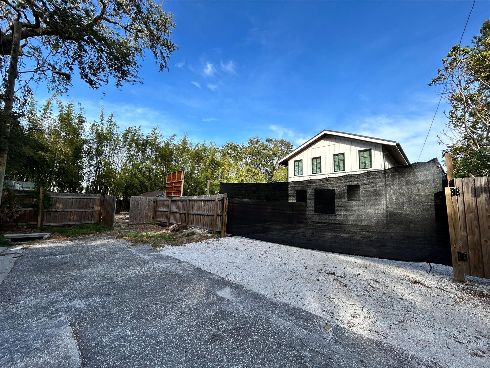 CRESENT LAKE TERRACE - Residential