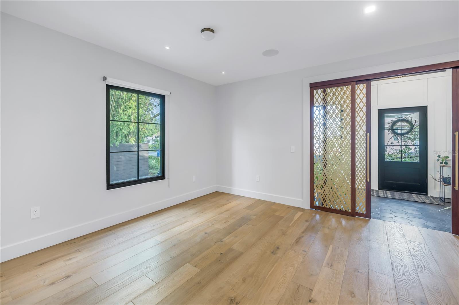 CRESENT LAKE TERRACE - Residential