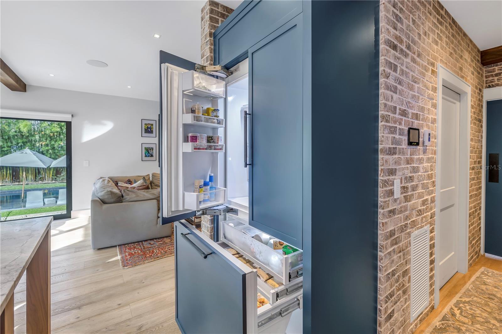 CRESENT LAKE TERRACE - Residential