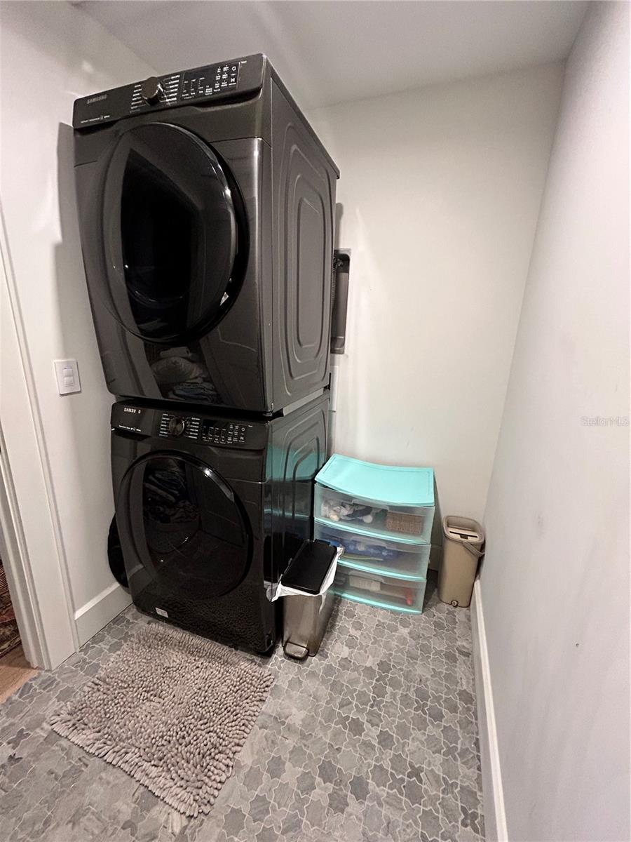 CRESENT LAKE TERRACE - Residential